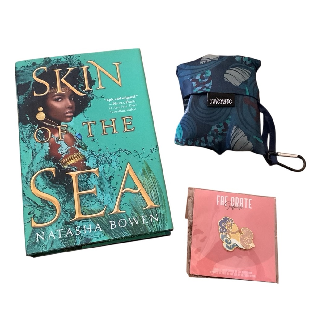 Lot Skin of the Sea Signed Book and Goodies Bag Pin New